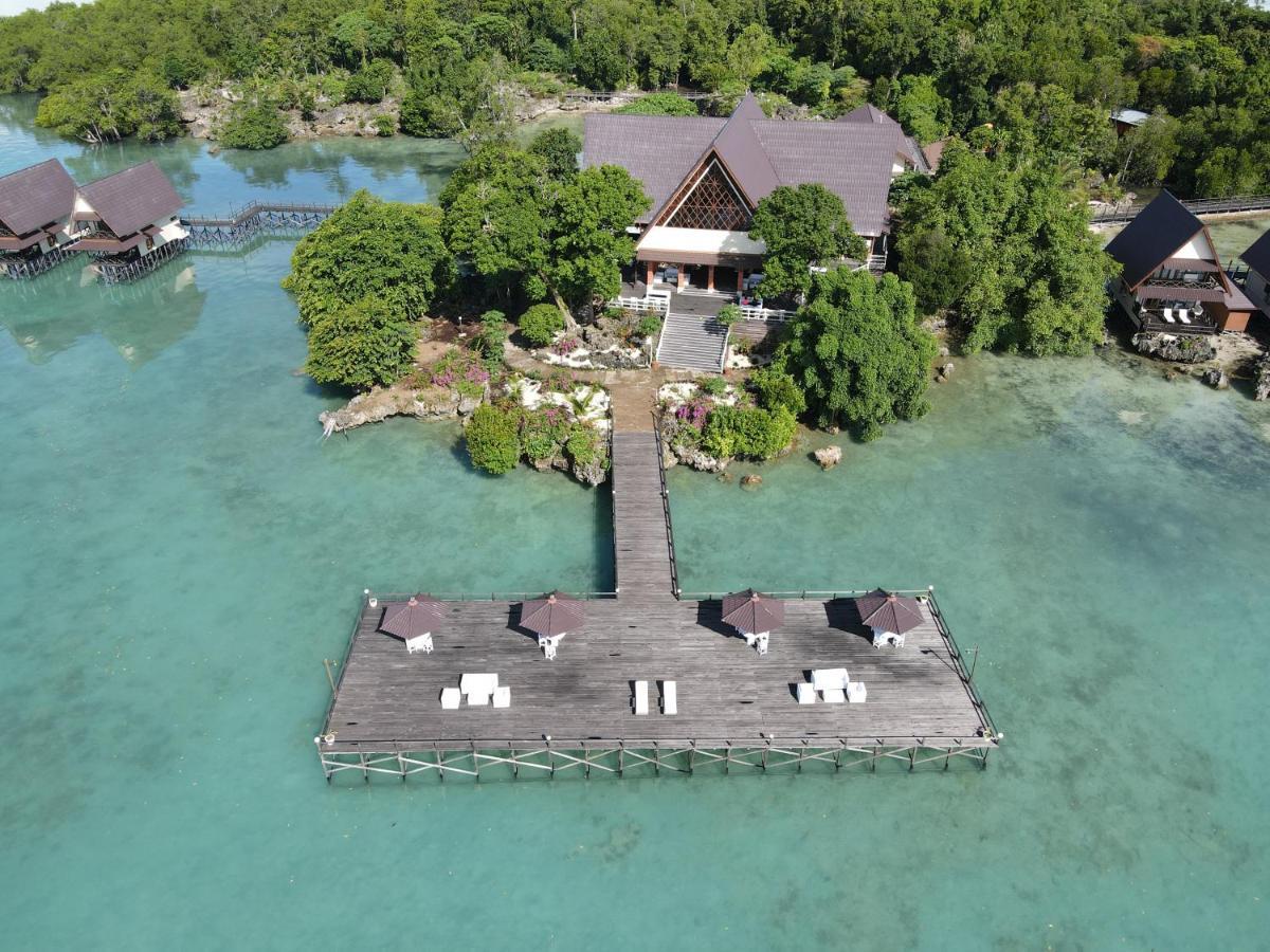 Sienna Resort Maratua Island Exterior photo