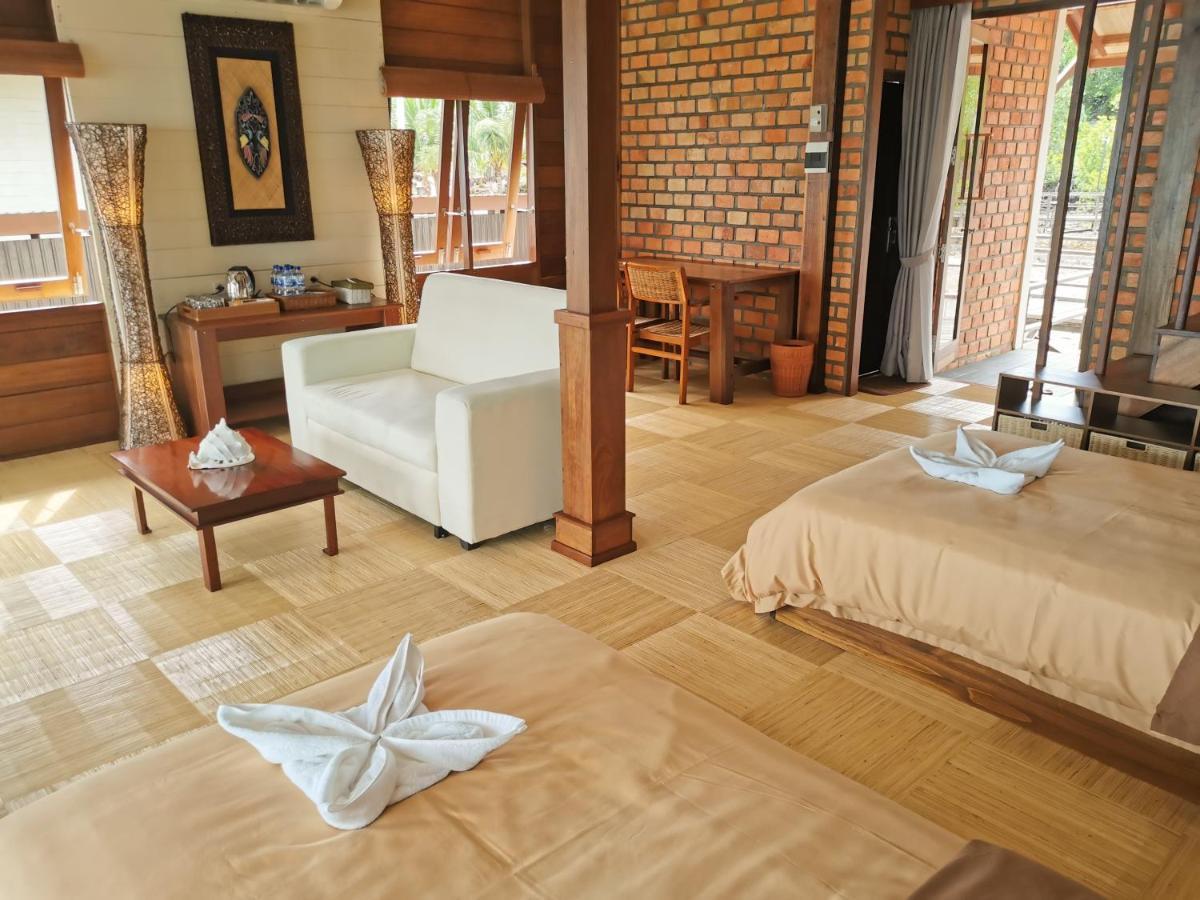 Sienna Resort Maratua Island Exterior photo
