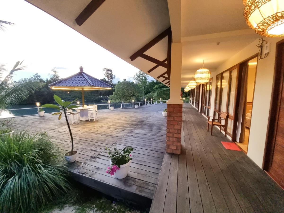 Sienna Resort Maratua Island Exterior photo